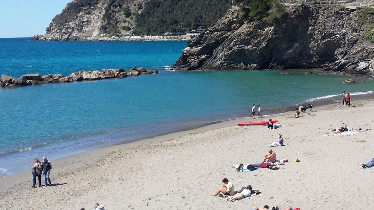 Appartamenti Enrica Moneglia Extérieur photo